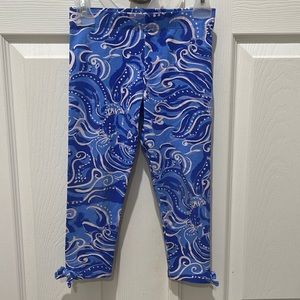Lilly Pulitzer girls three-quarter length leggings, size medium (6/7)